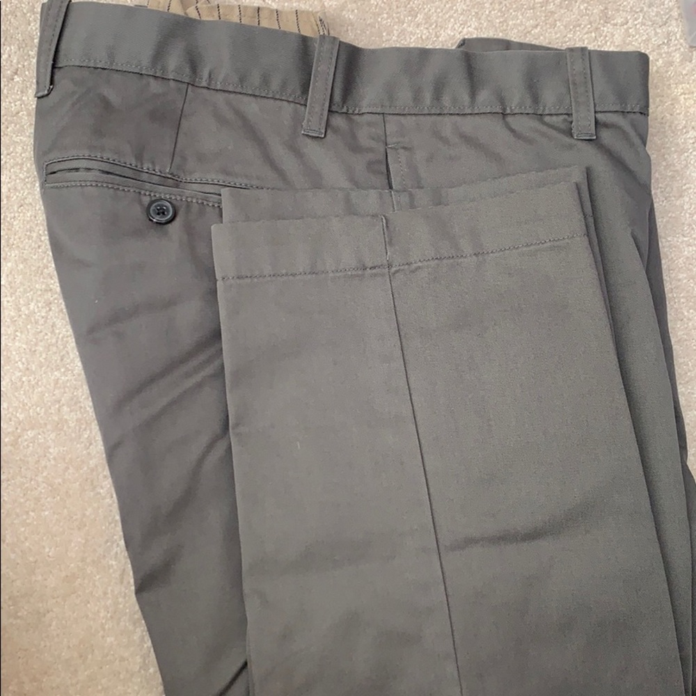 Gap Khakis - Picture 3 of 4